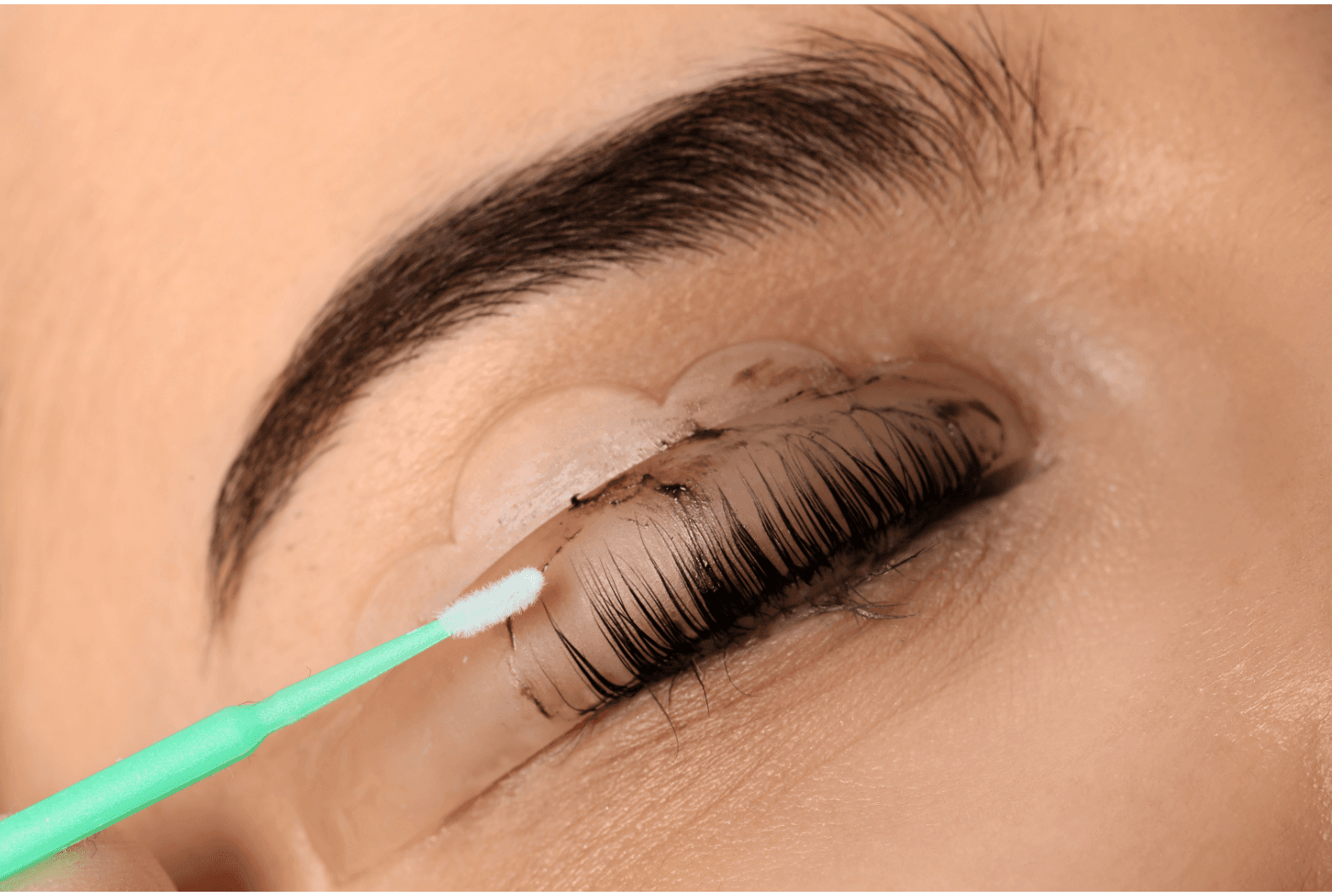 Wimpern/Augenbrauen Lifting